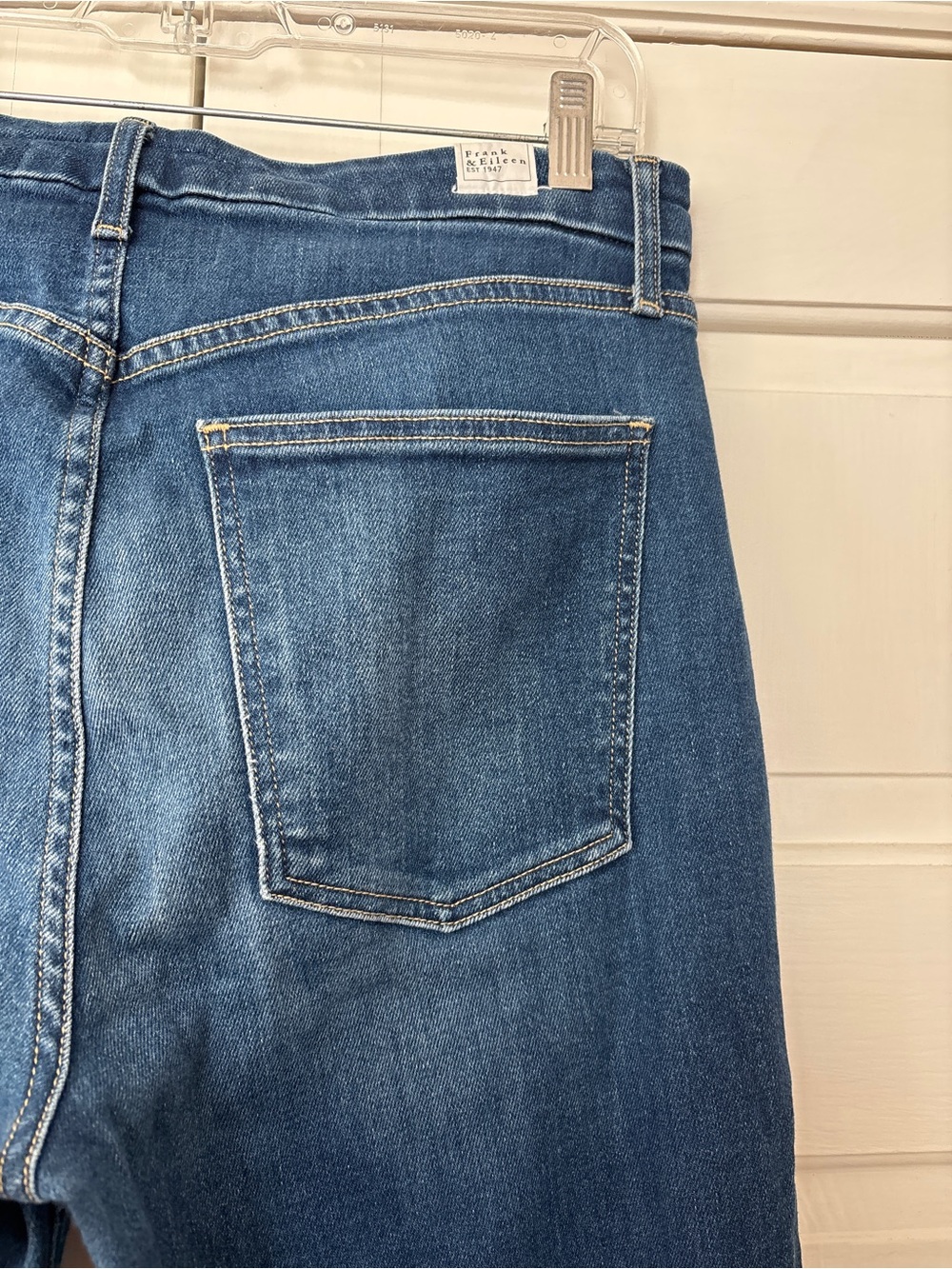 Frank & Eileen Derry Slim Straight Leg Jeans Raw Hem Women Size 30 Quiet Luxury - Picture 13 of 16